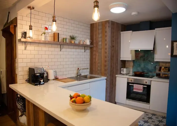 Cosy Apartment/ Explore The Area/enjoy Our Pub Headford